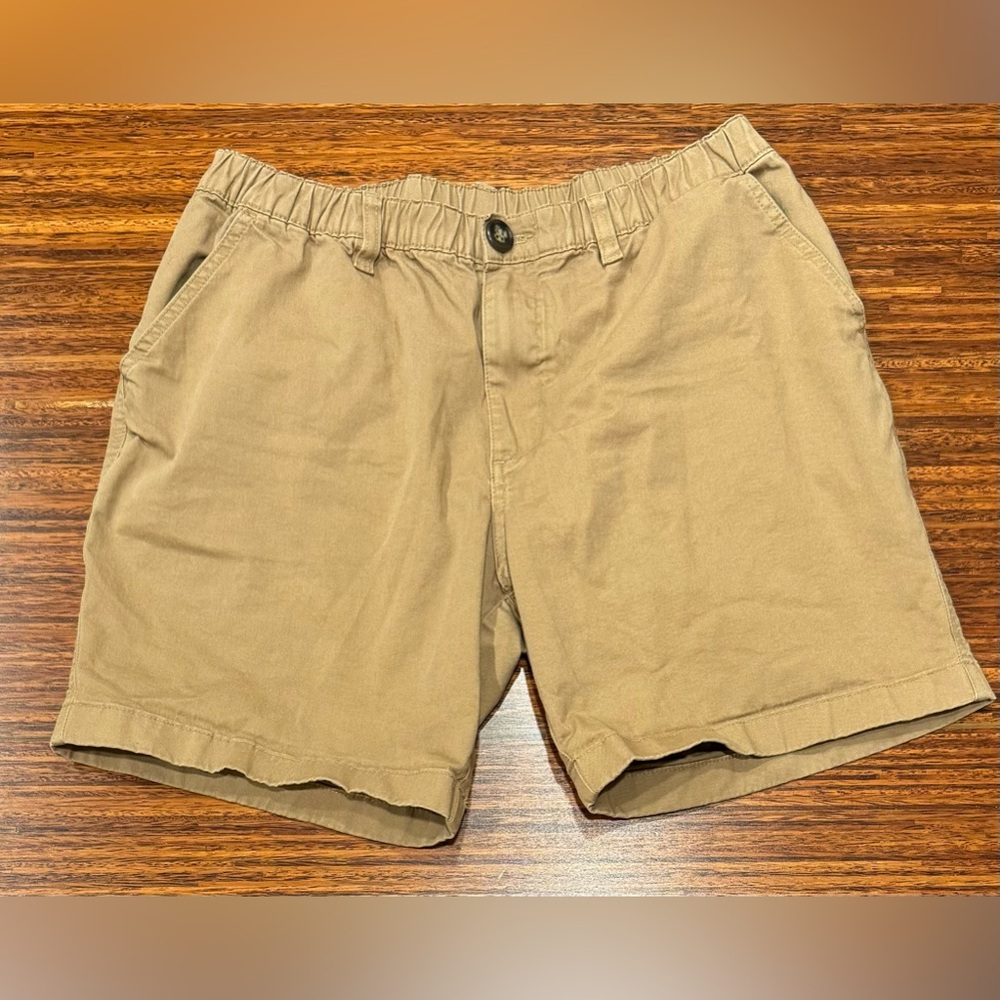Chubbies tan khaki chino shorts medium 7” inseam VGUC